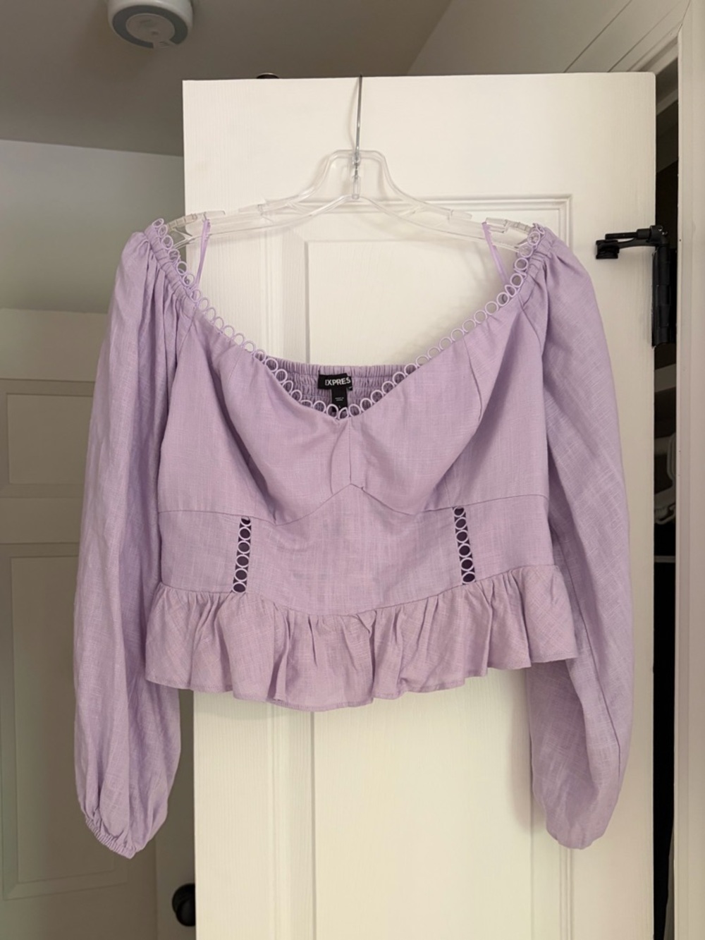 Express Lavender Peplum Puff-Sleeve Crop Top
